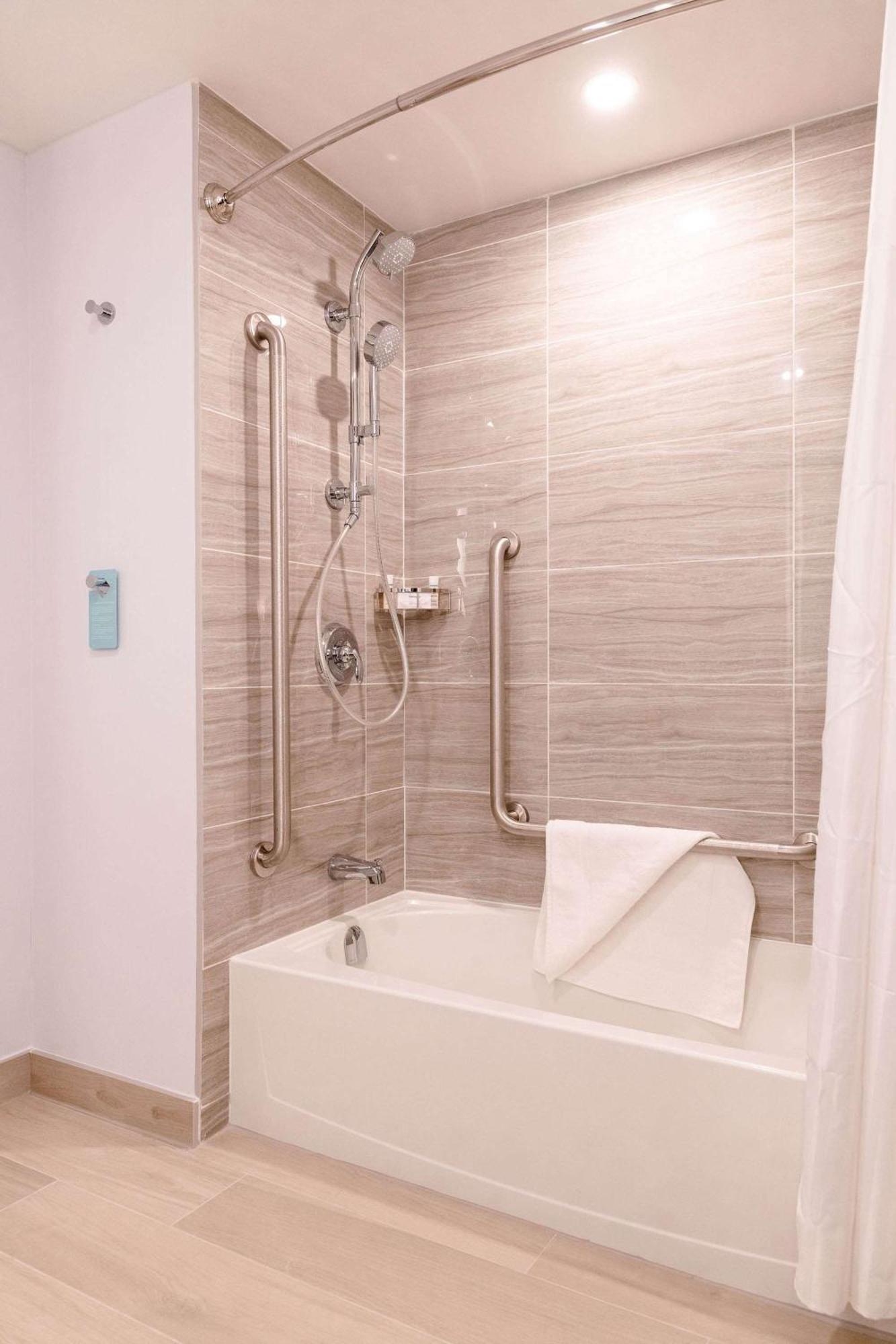 Hilton Garden Inn Sudbury, Ontario, Canada Buitenkant foto